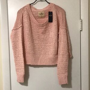 Hollister Women's Pink Crew Neck Sweater